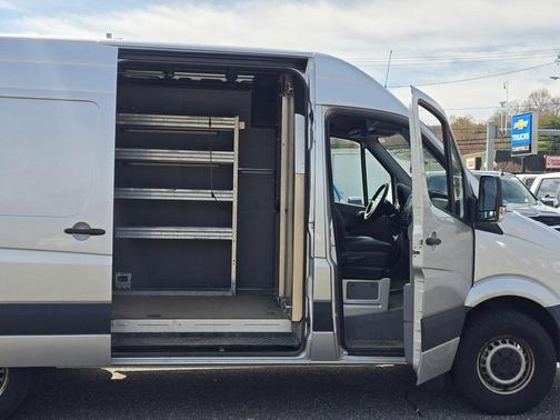 2017 Mercedes-Benz Sprinter 2500 