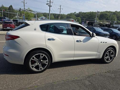 2020 Maserati Levante GranLusso