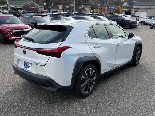 2020 Lexus UX 250h Base