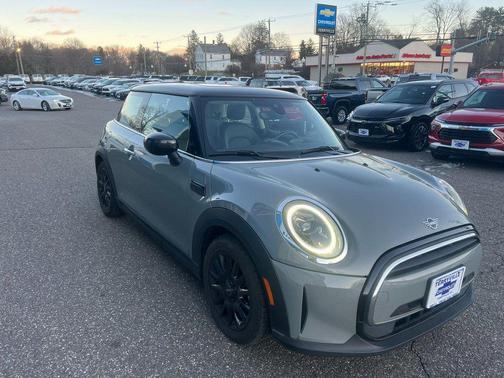 2022 MINI Hardtop Cooper
