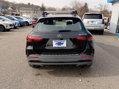 2022 Mercedes-Benz AMG GLA 35 Base