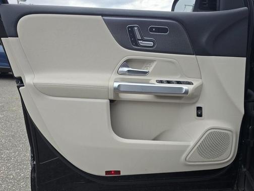 2023 Mercedes-Benz GLB 250 Base 4MATIC