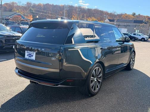 2023 Land Rover Range Rover SE