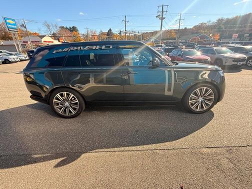 2023 Land Rover Range Rover SE