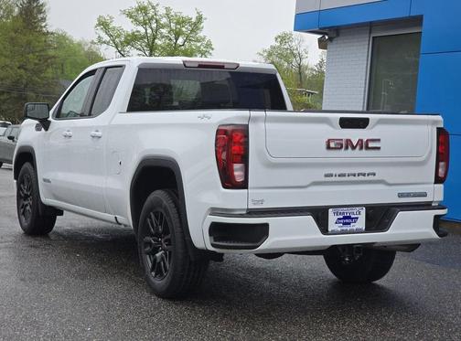 2022 GMC Sierra 1500 Limited Elevation