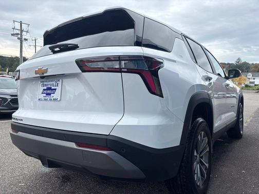 Summit White 2026 Chevrolet Equinox LT