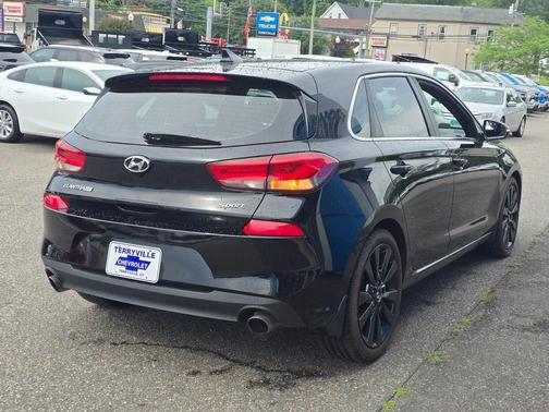 2018 Hyundai Elantra GT Sport