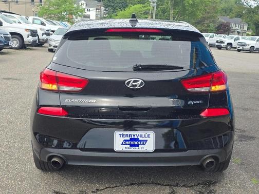 2018 Hyundai Elantra GT Sport