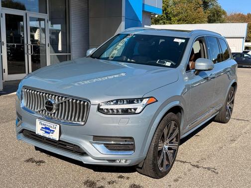 2022 Volvo XC90 T6 Inscription 7 Passenger