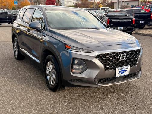2019 Hyundai SANTA FE 2.4 SE