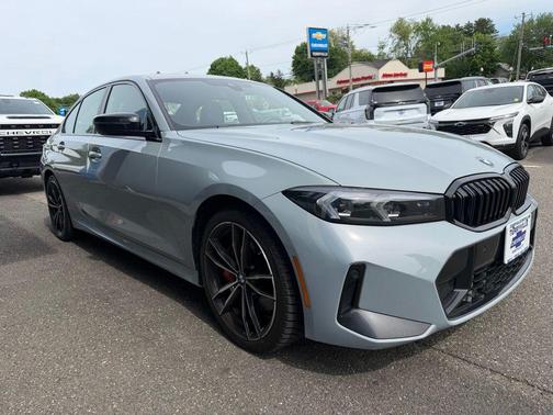 Brooklyn Gray Metallic 2023 BMW 330 i xDrive