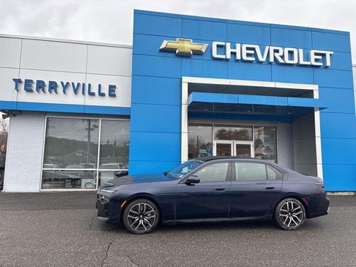 2023 BMW 760 760i xDrive