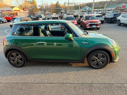 2022 MINI SE Hardtop Cooper