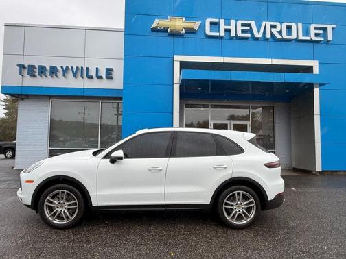 2021 Porsche Cayenne Base