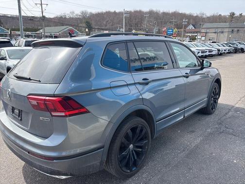 2020 Volkswagen Tiguan 2.0T SE R-Line Black