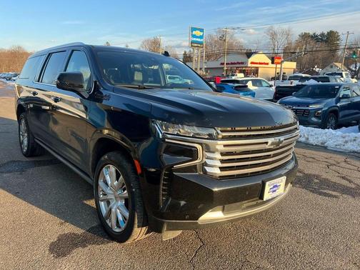 2021 Chevrolet Suburban High Country