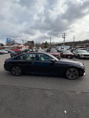 2021 BMW 750 i xDrive