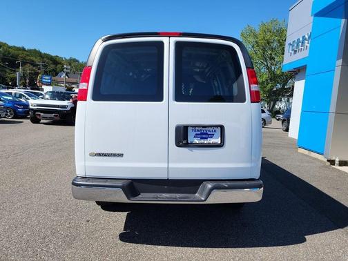 2022 Chevrolet Express 2500 Work Van