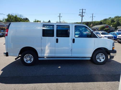 2022 Chevrolet Express 2500 Work Van