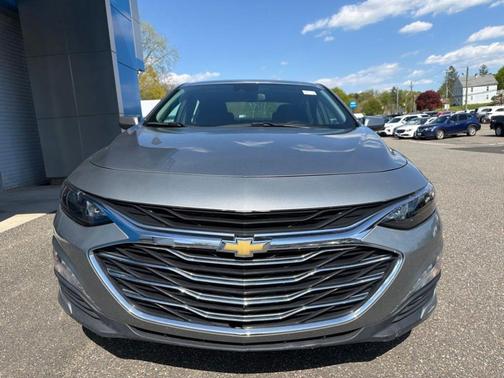 Sterling Gray Metallic 2024 Chevrolet Malibu LT