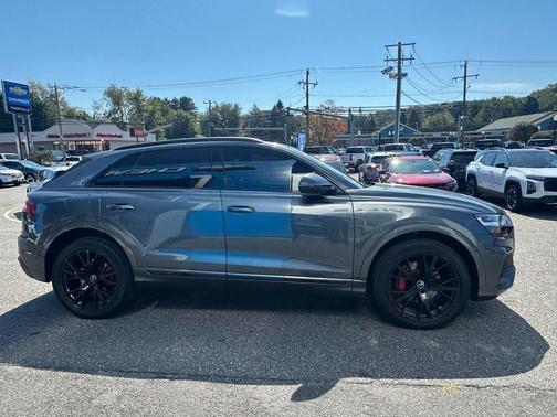 2021 Audi Q8 55 Premium Plus