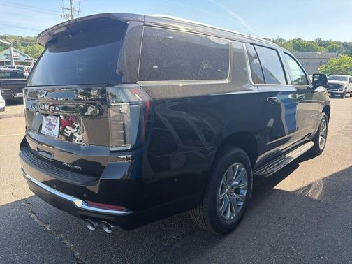 Black 2026 Chevrolet Suburban Premier