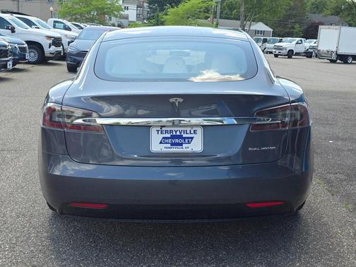 2021 Tesla Model S Long Range