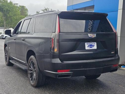 2021 Cadillac Escalade ESV Premium Luxury