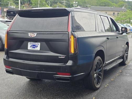 2021 Cadillac Escalade ESV Premium Luxury