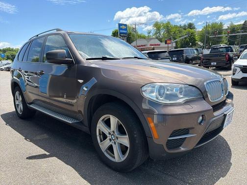 Bronze Metallic 2012 BMW X5 xDrive35d