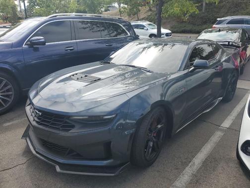 Shadow Gray Metallic 2021 Chevrolet Camaro LT1