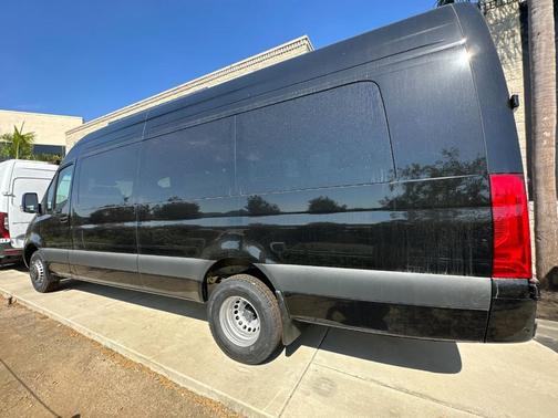 2025 Mercedes-Benz Sprinter 3500XD High Roof