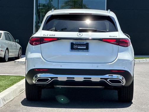 Polar White 2026 Mercedes-Benz GLC 300 Base 4MATIC