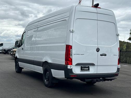 2025 Mercedes-Benz Sprinter 2500 High Roof