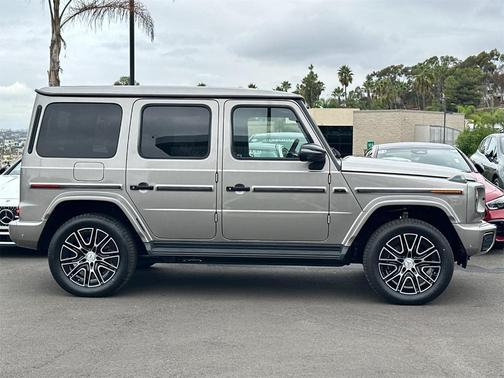 2025 Mercedes-Benz G-Class Base