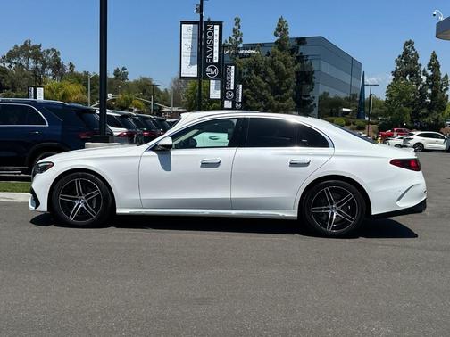 MANUFAKTUR Moonlight White Metallic 2024 Mercedes-Benz E-Class E 450 4MATIC