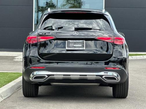 Black 2026 Mercedes-Benz GLC 300 Base 4MATIC