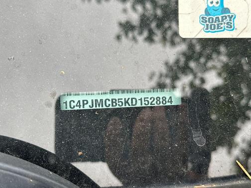 Diamond Black 2019 Jeep Cherokee Latitude