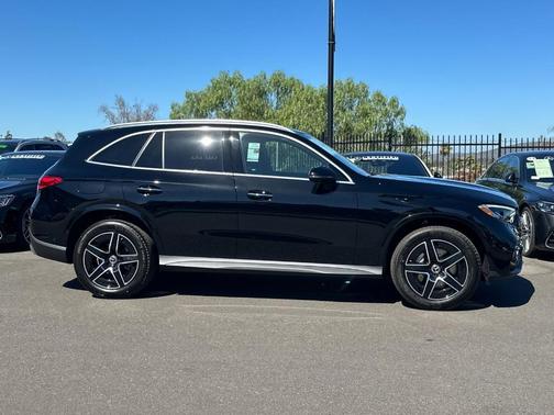 Black 2026 Mercedes-Benz GLC 300 Base 4MATIC