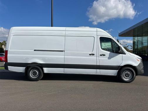 2026 Mercedes-Benz Sprinter 2500 