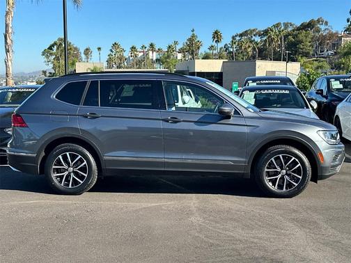 2021 Volkswagen Tiguan 2.0T SE