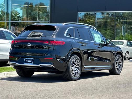 Black 2026 Mercedes-Benz EQS 400 Base 4MATIC