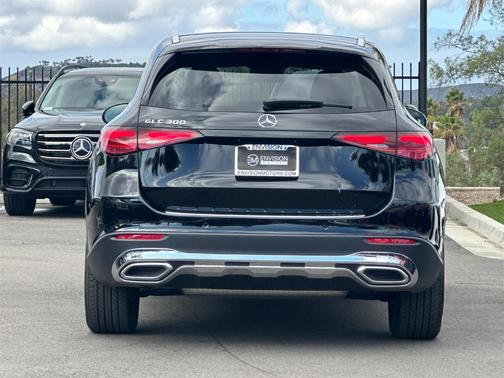2025 Mercedes-Benz GLC 300 Base