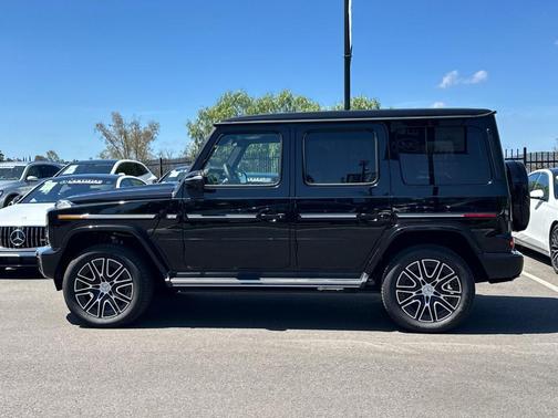 Obsidian Black 2025 Mercedes-Benz G-Class Base