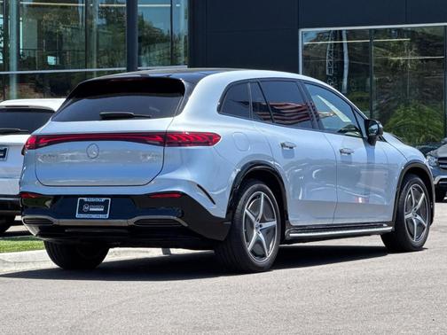 Cirrus Silver Metallic 2023 Mercedes-Benz EQS 450 Base 4MATIC