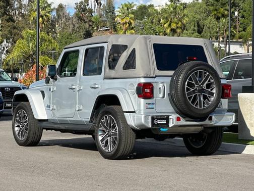 2022 Jeep Wrangler Unlimited 4xe Sahara