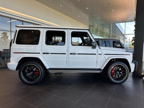 2026 Mercedes-Benz AMG G 63 Base