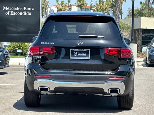 Black 2026 Mercedes-Benz GLB 250 Base