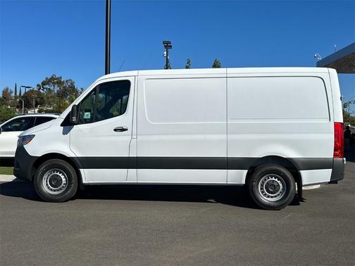 2026 Mercedes-Benz Sprinter 2500 Standard Roof
