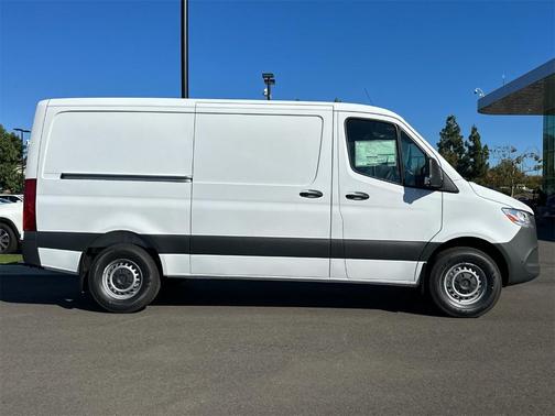 2026 Mercedes-Benz Sprinter 2500 Standard Roof